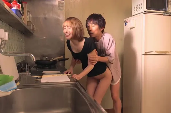 phim sex bao dâm Chị dâu mất nết về quê chơi rồi làm tình với cậu em chồng