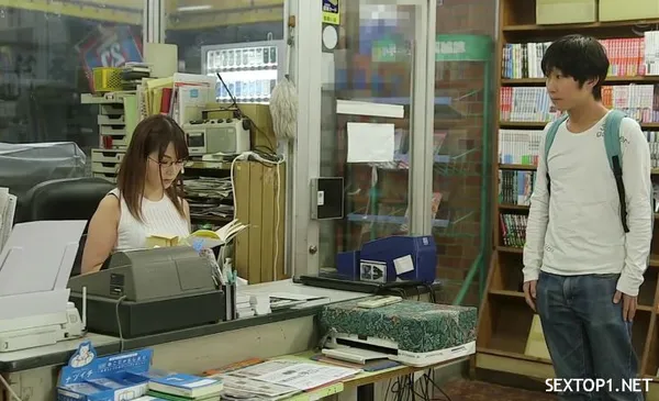 tv woman xxx Tương tư chị chủ tiệm sách